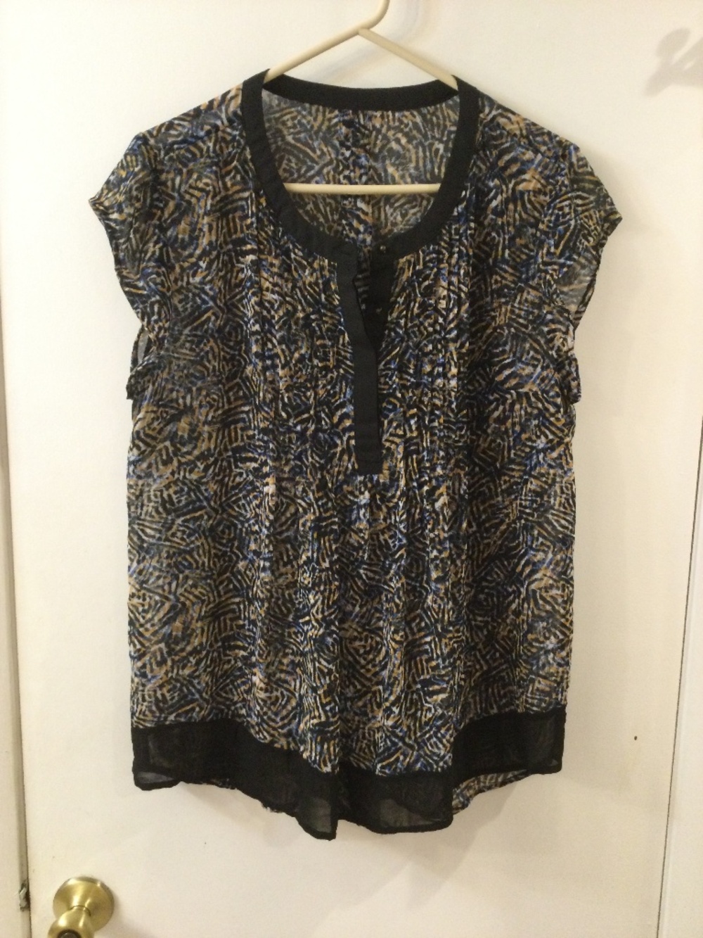 Poema Cap Sleeve Lightweight Henley Blouse Tunic Fits L Abstract Print